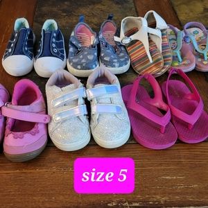 Toddler shoes size 5